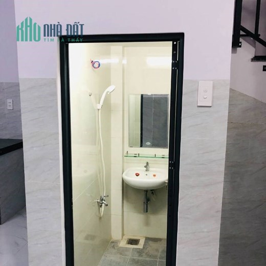Chính Chủ Cần Cho Thuê 1 Nhà Nguyên Căn Và 1 Sân Liền Kề Tại Quận Bình Tân