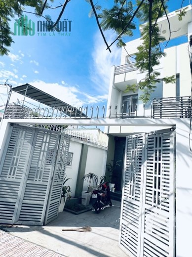 CẦN BÁN NHÀ SIÊU ĐẸP MẶT TIỀN ĐƯỜNG  Ở HUỲNH TẤN PHÁT – NHÀ BÈ – TP. HCM