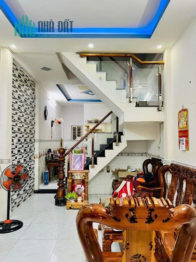 Q12 GIÁP GÒ VẤP GIÁ TỐT KHU CAO TẦNG DÂN TRÍ - XE HƠI TỚI NHÀ - KO QH - CN ĐỦ - 42M2