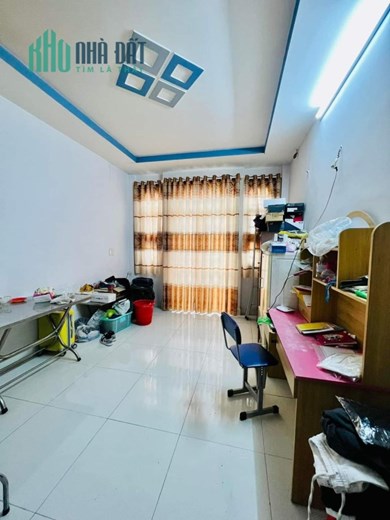 Q12 GIÁP GÒ VẤP GIÁ TỐT KHU CAO TẦNG DÂN TRÍ - XE HƠI TỚI NHÀ - KO QH - CN ĐỦ - 42M2
