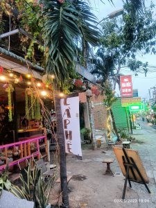 Mình Cần Tuyển Dụng Nhân Viên Nữ Pha Chế – Phục Vụ