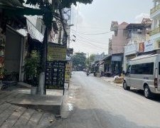 Chính Chủ Cần Bán Nhà Căn Góc 2 Mặt Tiền ( Hiện Đang Cho Thuê 12tr/ thg )