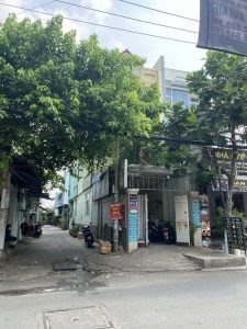 Chính Chủ Cần Bán Nhà Căn Góc 2 Mặt Tiền ( Hiện Đang Cho Thuê 12tr/ thg )