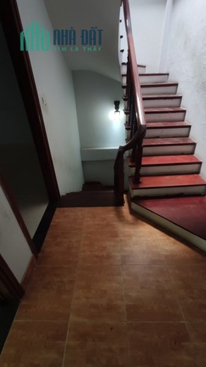 Bán nhà  Hồ Tùng Mậu, Cầu Giấy. 50m2x5; MT8.6m; giá 7.5 tỷ. Phương