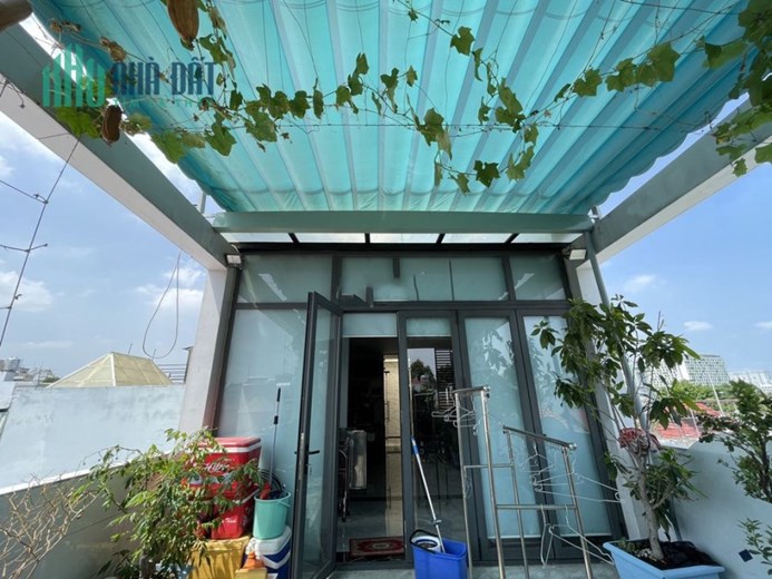 Cần Cho Thuê Văn Phòng Nguyên Căn Mới Có Chỗ Đậu Xe Oto, Trung Tâm Tân Bình