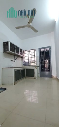 Cho thuê nhà 3 tầng Mặt tiền NB Bùi Minh Trực P6 Q8 15tr/Tháng