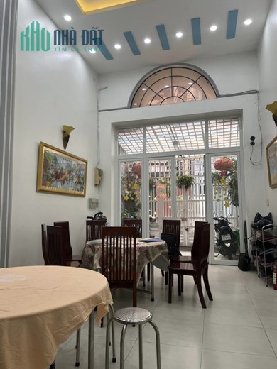 Bán gấp nhà HXH Quận 3, 78m2, 8 phòng ngủ, chỉ 12 tỷ 400