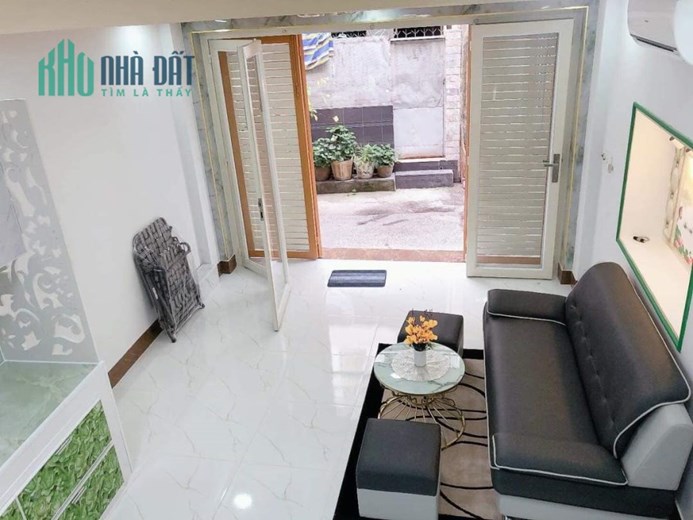 NHÀ ĐINH TIÊN HOÀNG - BÌNH THẠNH - HẺM XE HƠI - KẾ QUẬN 1 - KHU ẨM THỰC PHAN XÍCH LONG - 3 TẦNG