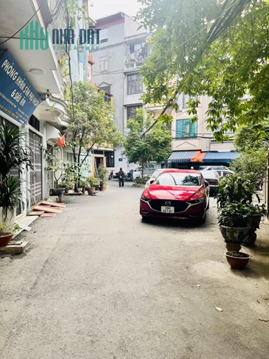 Bán nhà phố Lạc Long Quân, lô góc 3 thoáng, ô tô đỗ cửa, thông Hồ Tây, 40m2 4 tầng, 8 tỷ