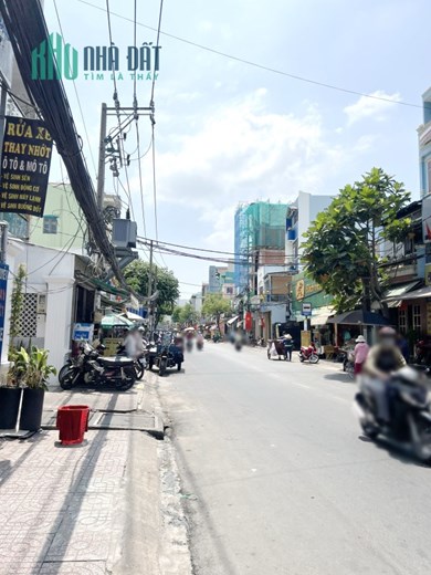Nhà 5x13m nở hậu 3 tầng mặt tiền Hưng Phú P9Q8 - Giá : 13.3 Tỷ