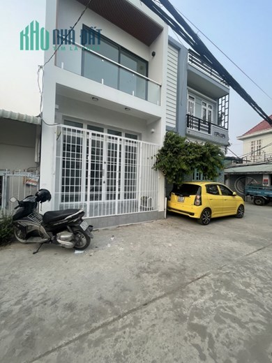 Nhà mới và đẹp , hẻm ô tô Tân Kiên , Bình Chánh chỉ 3Tỷ