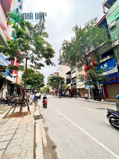 BÁN NHÀ MẶT PHỐ VỌNG QUẬN HAI BÀ TRƯNG HÀ NỘI. MẶT TIỀN RỘNG KINH DOANH ĐỈNH CAO. GÍA 12.7 TỶ