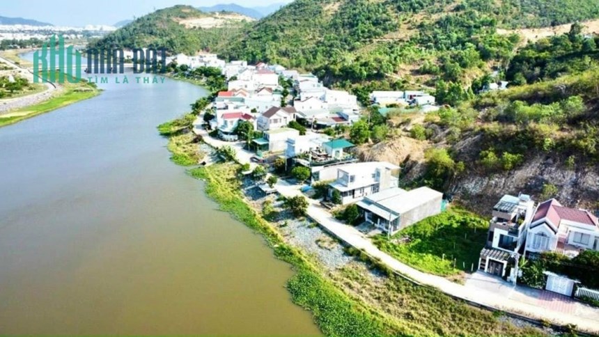 Hạ giá gấp lô TĐC view Sông Thủy Tú, Vĩnh Thái, Nha Trang chỉ 2 tỷ 300tr sổ hồng trao tay, xây dựng