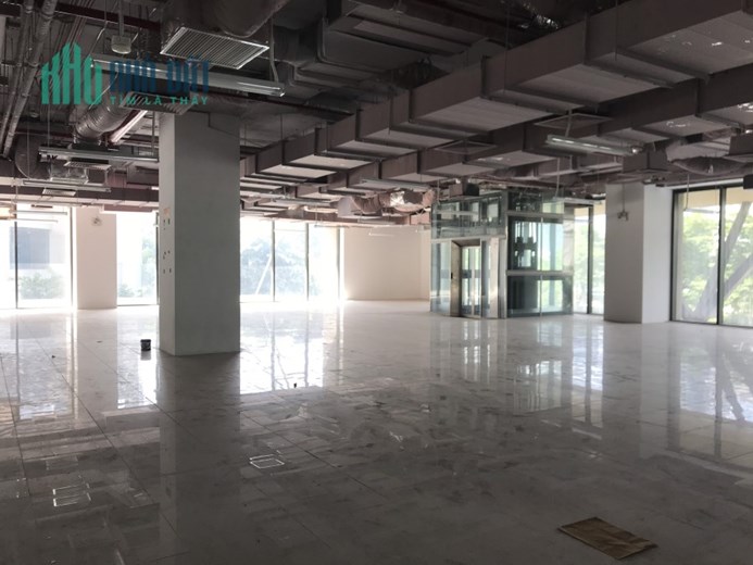 Cho thuê văn phòng, nhà sách, thời trang quận Cầu Giấy, free ngoài giờ, treo quảng cáo