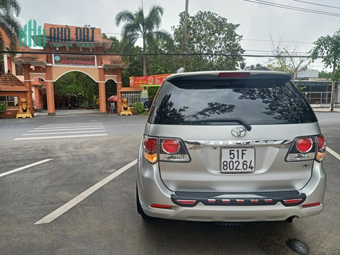 Cân bán xe Fortuner mới 99% Đường Lâm Văn Bền, Phường Bình Thuận, Quận 7, Tp Hồ Chí Minh