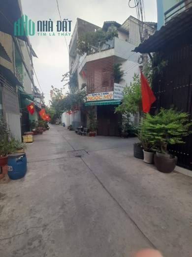 Nhà 3 lầu 40m2 hẻm 704/Hương Lộ 2 Bình Trị Đông A giá 3,7 tỷ