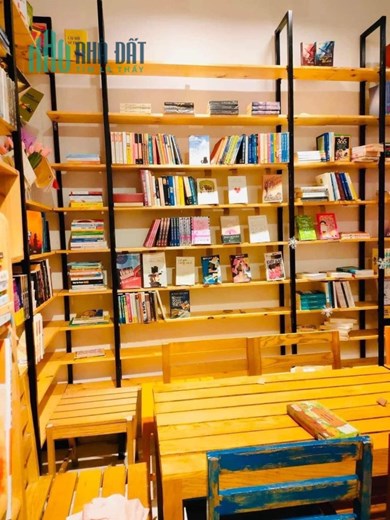 Bán nhà Lạc Long Quân,  Cầu Giấy 70m2,  MT 4.5m, 6m ô tô tránh, giá 8 tỷ 7.
