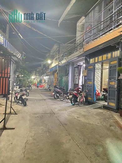 Bán Nhà Ngay AEON Tân Phú, 2 Tầng, 80m2, 2 Mặt Hẻm Xe Hơi, Chỉ 5 Tỷ xx