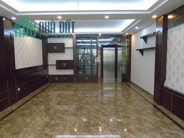 Chính chủ cần bán nhà gấp mặt phố Hoa Bằng, Cầu Giấy 75m2 x 6T thang máy mới 19 tỷ