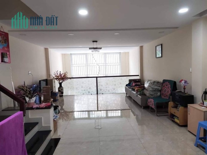 Bán nhà hẻm xe hơi Trịnh Đình Trọng ngay Âu Cơ - Lạc Long Quân, DT: 6/9x15m, 5T, 11.8 tỷ
