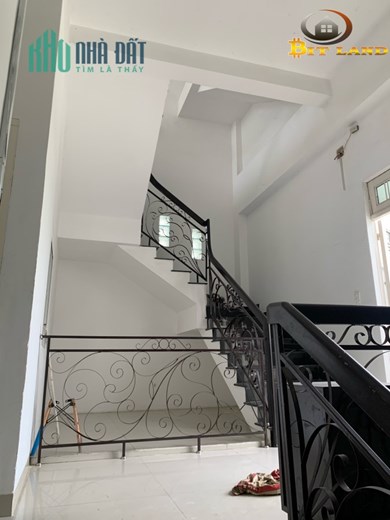Cho thuê mặt bằng 1T3L Phạm Văn Thuận, P.Tam Hiệp 280m2