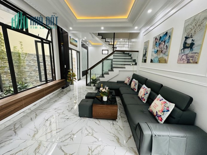 Bán nhà xây mới ngõ 639 Ngô Gia Tự, 45m 4 tầng, ô.tô tận cửa, GIÁ 2.55 tỉ