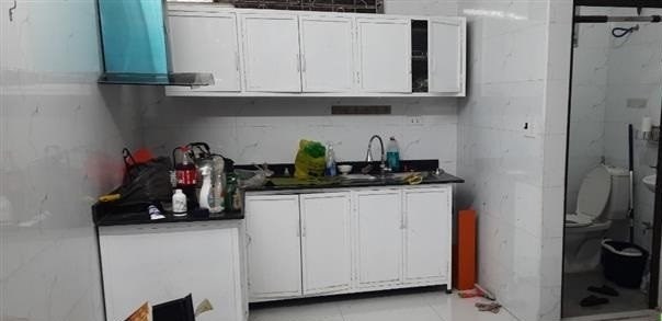 Bán nhà ngõ 22 Miếu Hai Xã, 49m 3 tầng, GIÁ 2.35 tỉ sân cổng riêng, ngõ nông