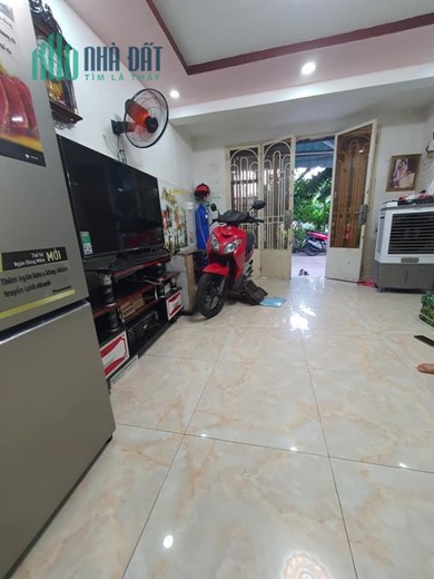 HÀNG SIÊU HÓT - CHÍNH CHỦ TRANG BÌA - ĐƯỜNG SỐ 18E - 25M2 - 2 TỶ 1 TL.