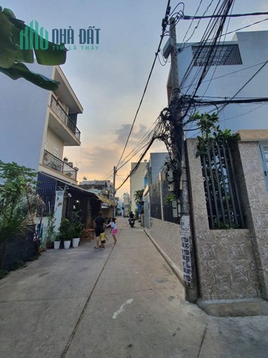 HÀNG SIÊU HÓT - CHÍNH CHỦ TRANG BÌA - ĐƯỜNG SỐ 18E - 25M2 - 2 TỶ 1 TL.
