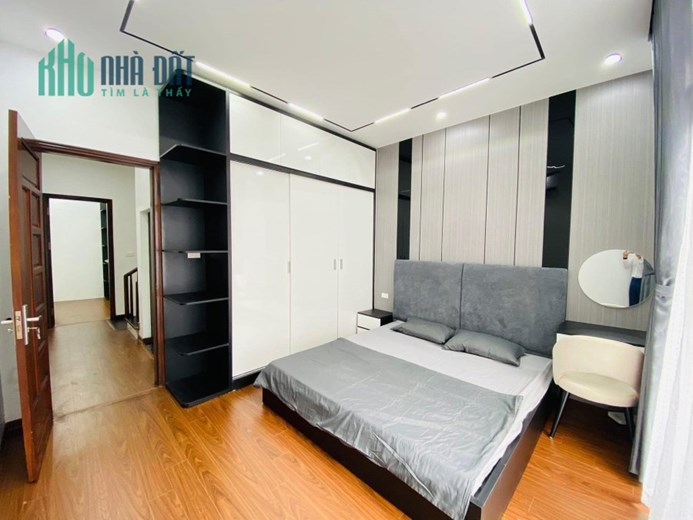 CHỦ CẦN BÁN GẤP NHÀ BẠCH MAI 40M2X5 TẦNG NGÕ THÔNG GIÁ NHỈNH 4 TỶ