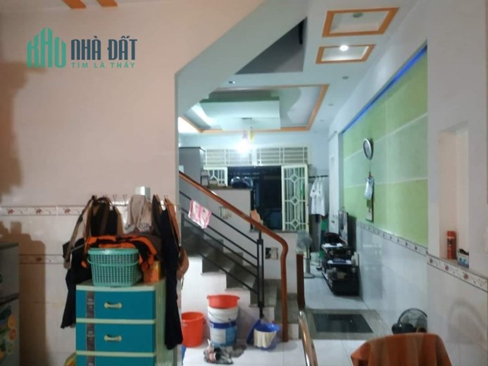CHỈ 2.7 TỶ CÓ NGAY NHÀ TỈNH LỘ 10 - 5 x 10M, 2 TẦNG, 3PN.