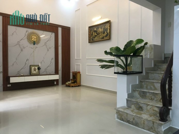 Bán Biệt thự Mini ngay sau mặt đường Chợ Hàng, 48m 3 tầng lô góc, GIÁ 3.78 tỉ