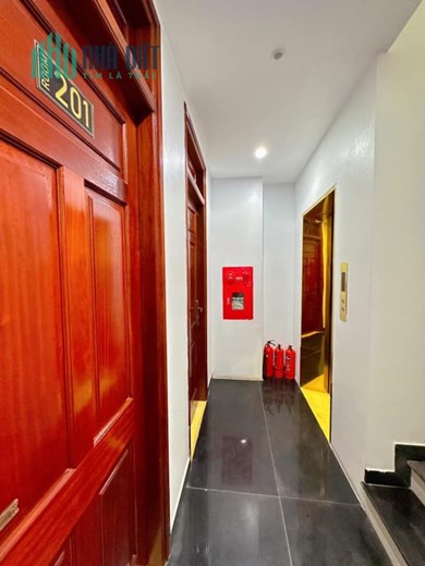 Bán Tòa căn hộ 85m2- 9Tầng- Thang máy,MT 7m, kinh doanh cho thuê 100 triệu/tháng, giá 25.8 tỷ