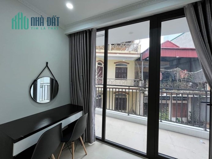 Tòa CCMN - Yên Hòa - Cầu Giaasy - lô góc - ô tô - dòng tiền ~1 tỷ /năm.