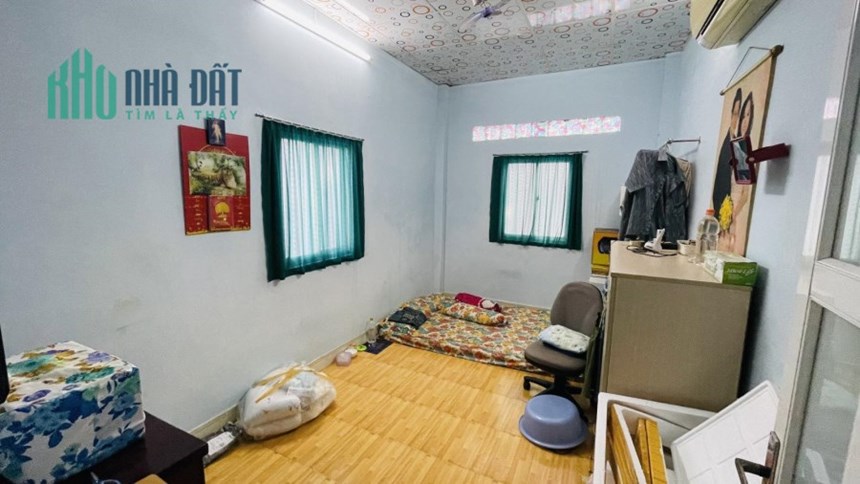 BÁN NHÀ CÁCH 1 CĂN RA HẺM XE HƠI ĐƯỜNG HAI BÀ TRƯNG CHỈ 3.2 tỷ-Q3.