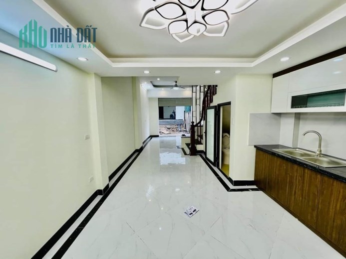 Quá đẹp ! nhà di trạch hoài đức,ngõ rộng ô tô qua vào ở ngay.