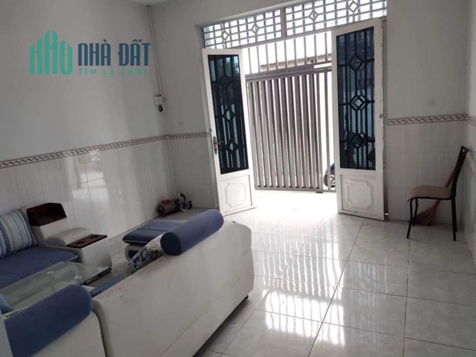 BÁN NHÀ LÊ THÚC HOẠCH, GẦN CĐ GIAO THÔNG VẬN TẢI 48m2 giá chỉ 3,8 tỷ, kế bên trường GIAO THÔNG VẬN