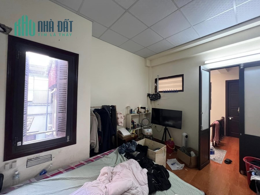BÁN NHÀ RIÊNG NGÕ 79 CẦU GIẤY 45M2 X 5T, MT 4.2M 30  Ô TÔ TRÁNH Ở ĐỈNH 4.8 TỶ