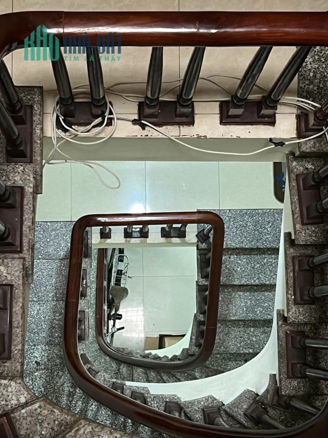 BÁN NHÀ RIÊNG NGÕ 79 CẦU GIẤY 45M2 X 5T, MT 4.2M 30  Ô TÔ TRÁNH Ở ĐỈNH 4.8 TỶ
