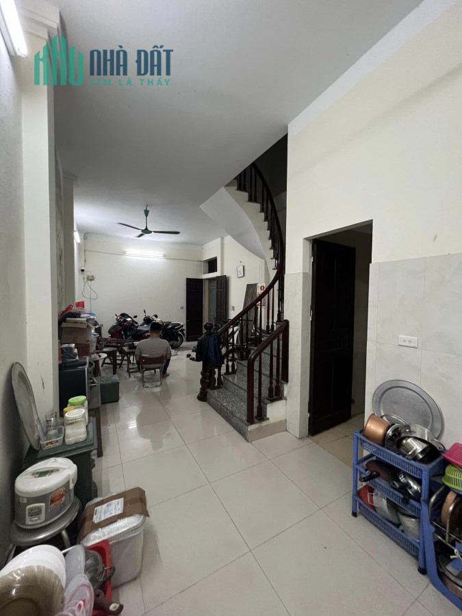 BÁN NHÀ RIÊNG NGÕ 79 CẦU GIẤY 45M2 X 5T, MT 4.2M 30  Ô TÔ TRÁNH Ở ĐỈNH 4.8 TỶ