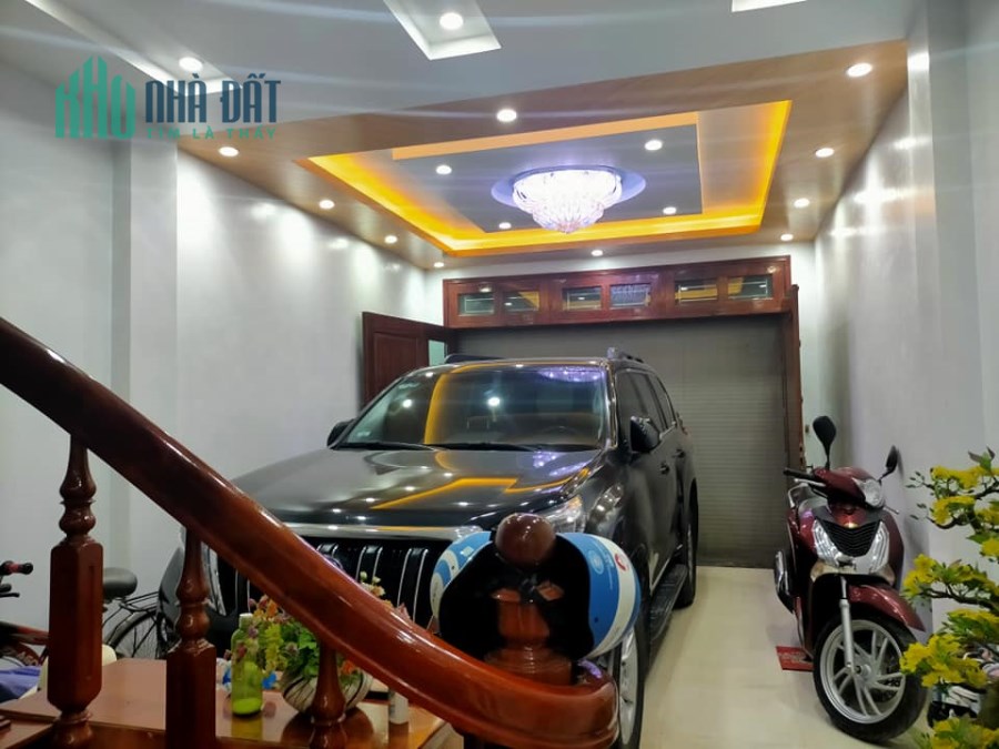 Bán nhà Phố Nguyễn Sơn, Khu VIP dân trí cực cao 45m 9tỷ