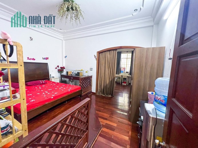 BÁN NHÀ QUẬN 3 SÁT HXH 60M2 NGANG 5M 4 TẦNG BTCT SÂN THƯỢNG TRẦN QUANG DIỆU 7.85 TỶ.