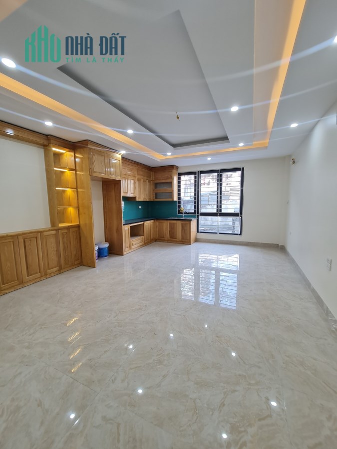Bán nhà mới phố Tô Vĩnh Diện 6 tầng- THANG MÁY- ÔTÔ - 50M2,mặt tiền 4,5m giá 7,3 tỷ