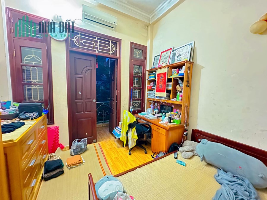 Bán nhà Xuân La 35m2, 4T, mt3,5m, 3.5 tỷ, ô tô, Xuân La.