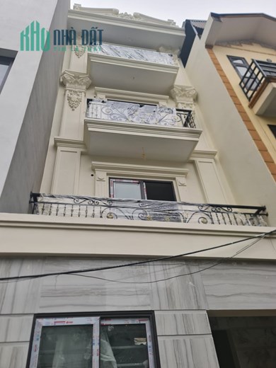 NHÀ PHỐ THANH AM, DT 53M , 5T, GIÁ 3.5 TỶ, Ô TÔ 7 CHỖ QUA NHÀ