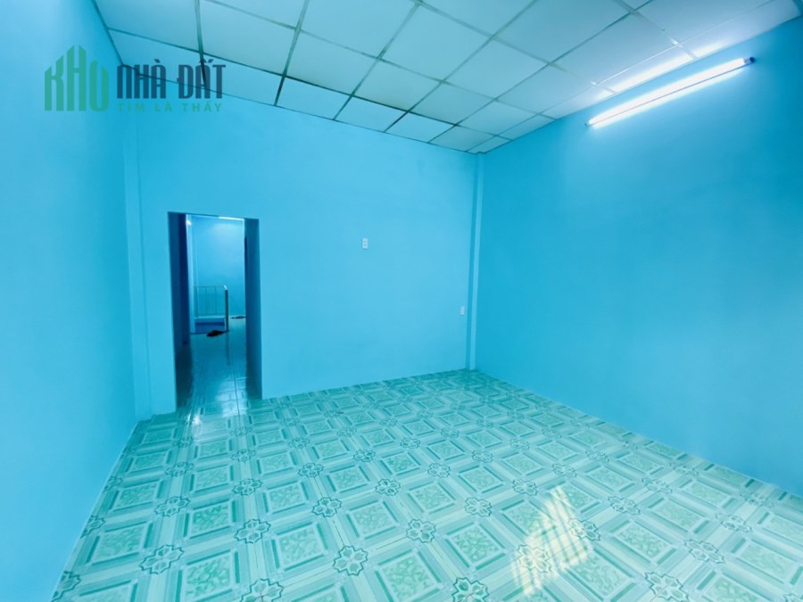 Nhà 3.7 Tỷ  5PN 53m2 KHU TÊN LỬA  ngay Siêu Thị AeOn Bình Tân