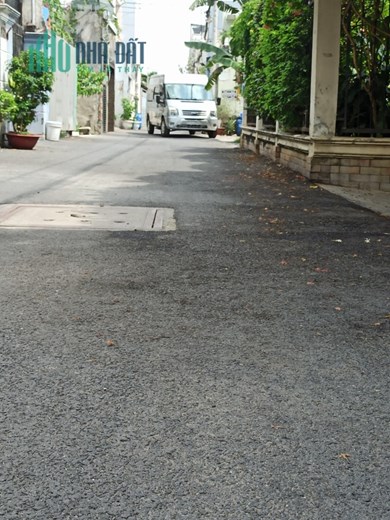 Ngộp bán gấp nhà đường Lê Văn Thịnh Quận 2,SHR, 1 trệt 2 lầu, 68m2, ngang 7m,CHỈ 6.15 Tỷ