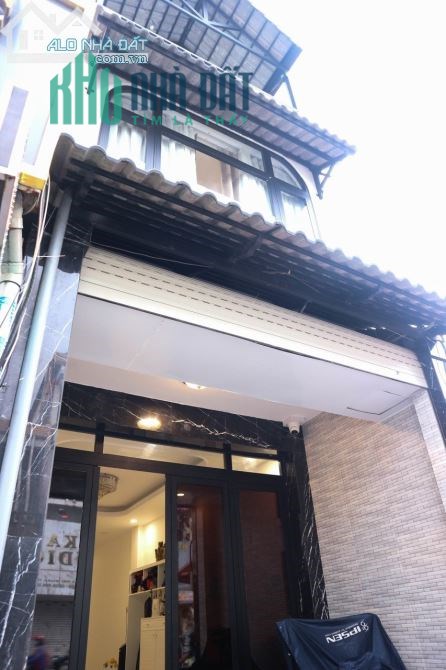 Mặt Tiền Nguyễn Kiệm 68m2 - 3 Tầng BTCT - Nhà Siêu Đẹp Full Nội Thất Nhỉnh 11 Tỷ TL