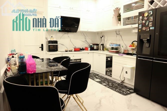 Mặt Tiền Nguyễn Kiệm 68m2 - 3 Tầng BTCT - Nhà Siêu Đẹp Full Nội Thất Nhỉnh 11 Tỷ TL