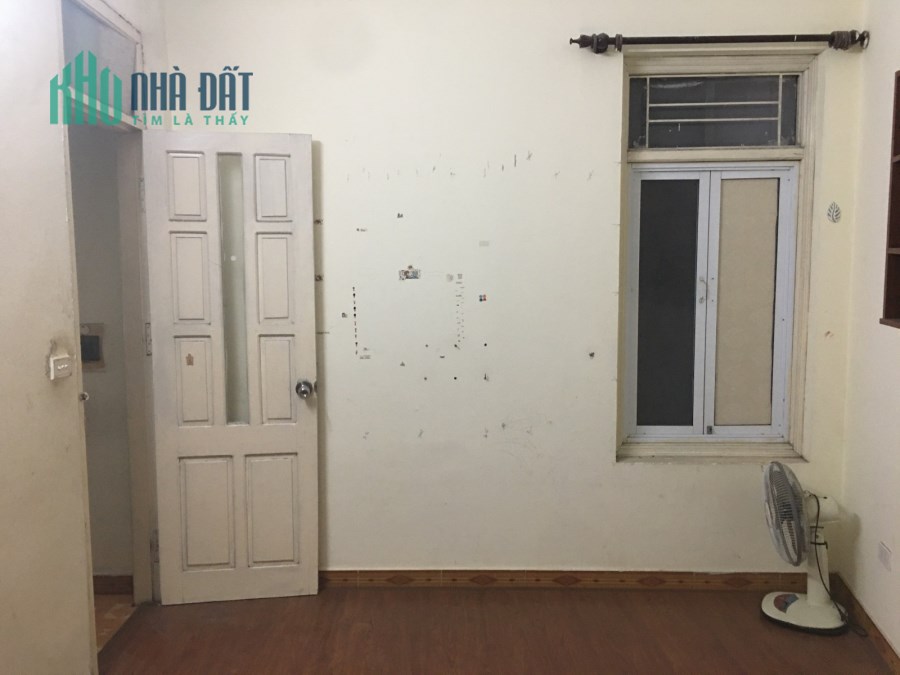 Bán nhà Minh Khai, Dt 22m, nhà 5 tầng, giá 1 tỷ x.